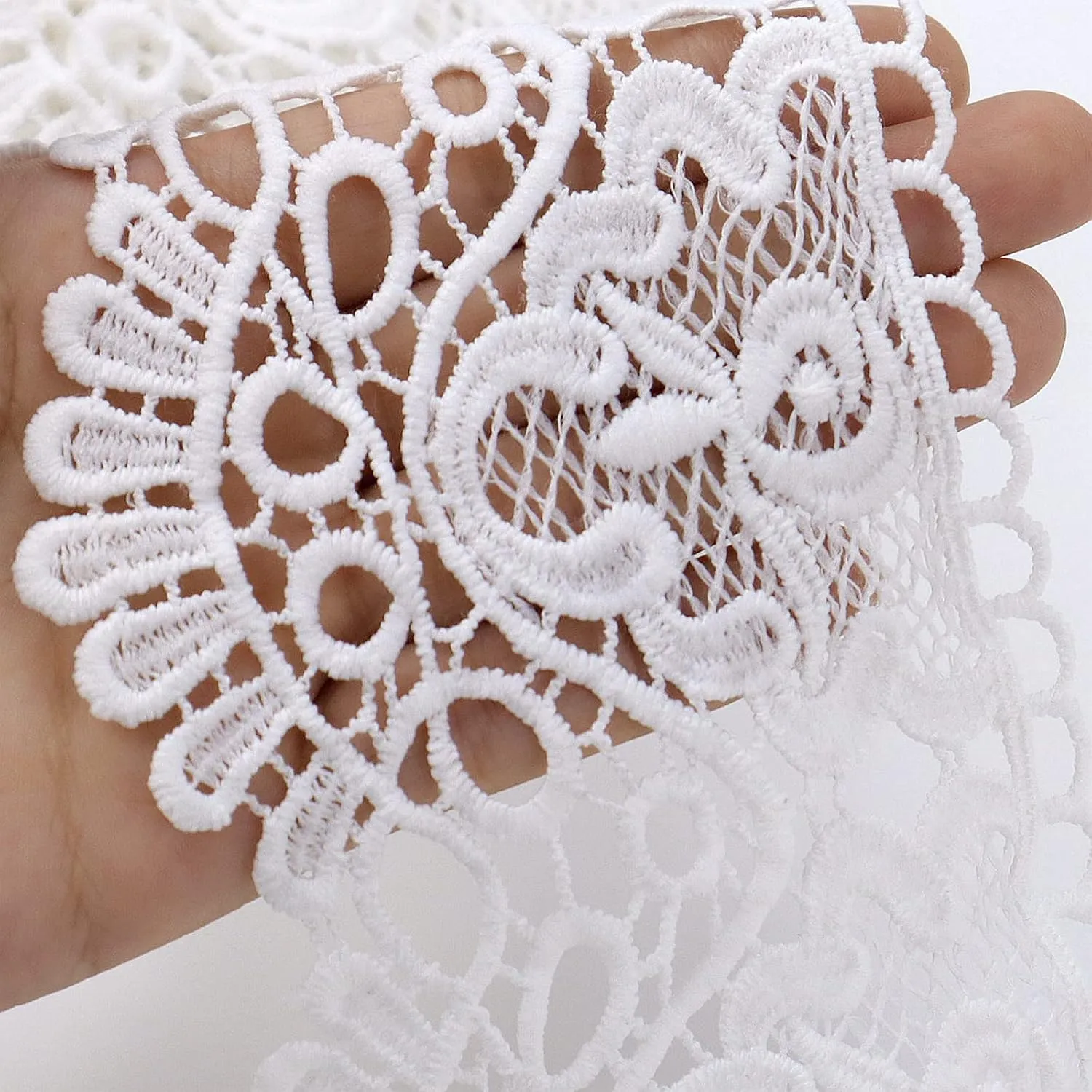IDONGCAI White French Lace Trim, 3 Yards Floral Wedding Applique, Crown Pattern,Scalloped Edge, Decorative Embroidered Lace White
