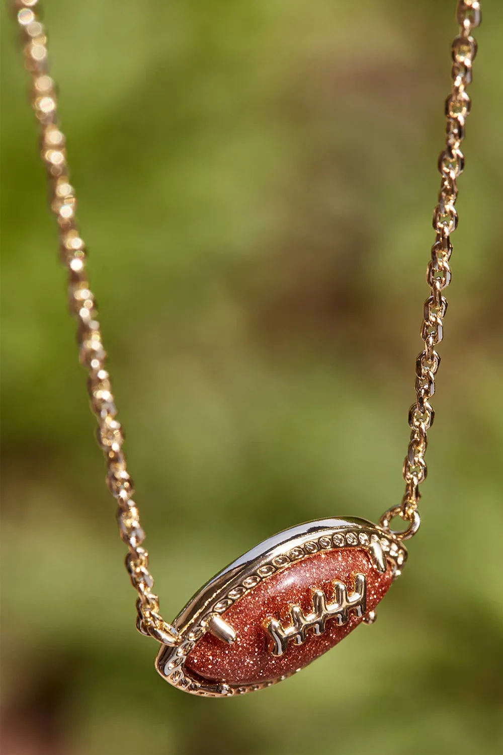 Kendra Scott: Football Short Pendant Necklace - Orange Goldstone