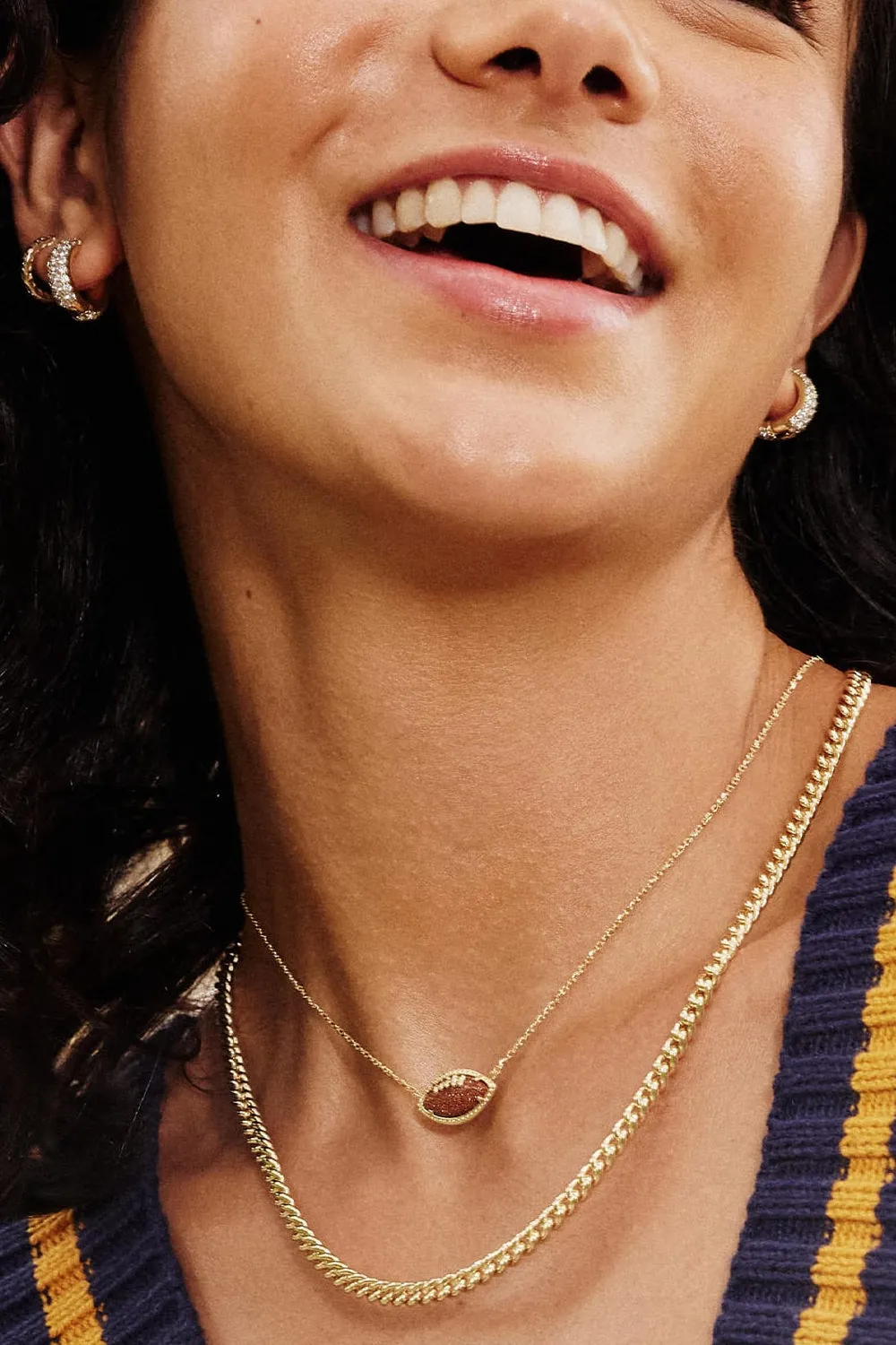 Kendra Scott: Football Short Pendant Necklace - Orange Goldstone