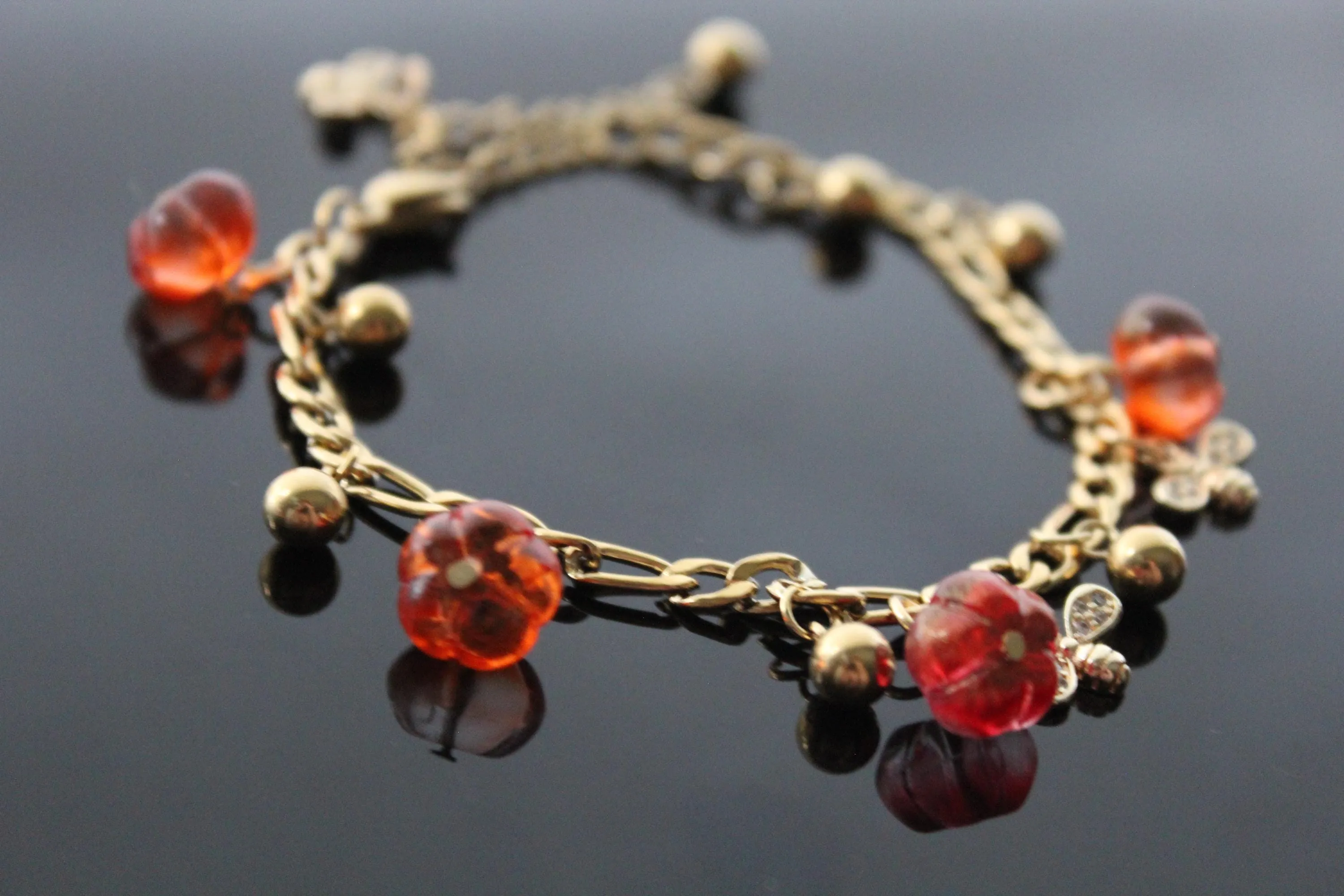Pumpkin jewelry set with little bees